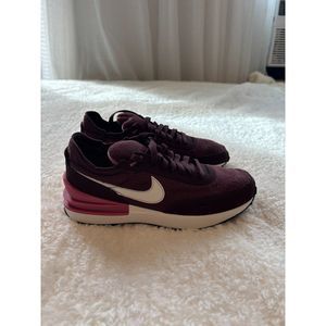 NEW Nike Womens Size US 6.5 One SE Burgundy Crush/Phantom DQ5141-600
